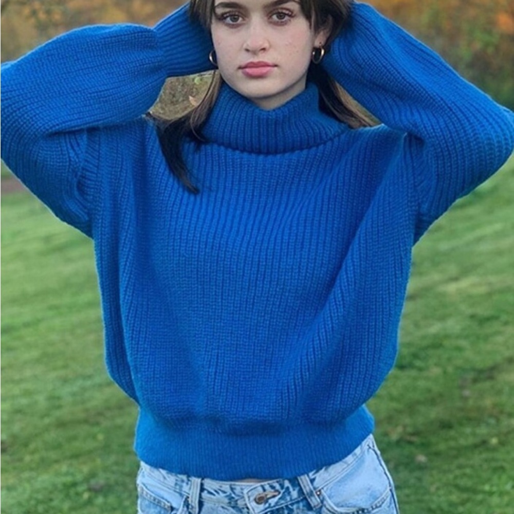 Turtle neck pull over rib knit long sleeve sweater blue - Picture 2 of 15